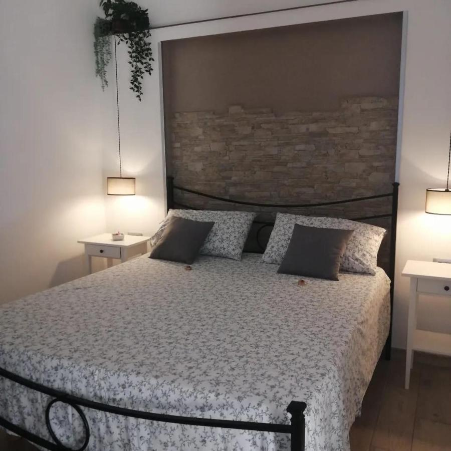 Prima Stella Tourist Rooms Minturno Exteriér fotografie